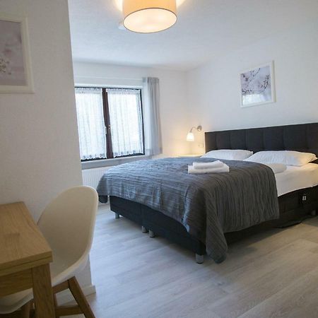 Ferienwohnung Charlotte Weisenheim am Sand 외부 사진