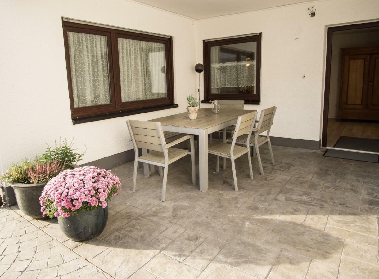 Ferienwohnung Charlotte Weisenheim am Sand 외부 사진